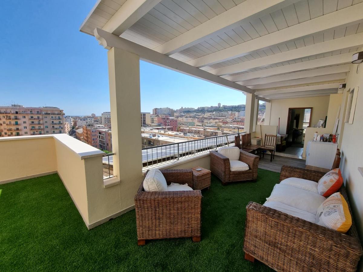 Attico Panoramico Cagliari Apartment Екстериор снимка