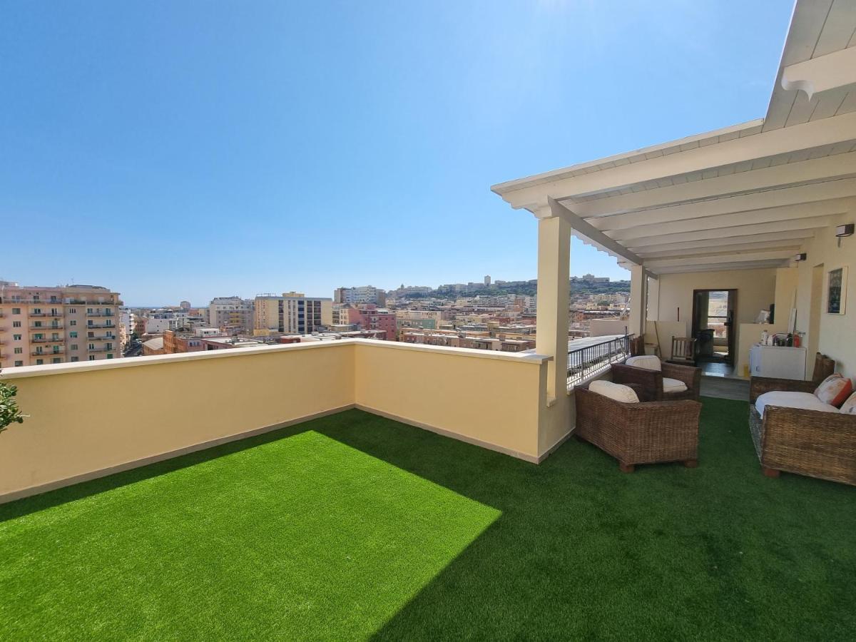 Attico Panoramico Cagliari Apartment Екстериор снимка